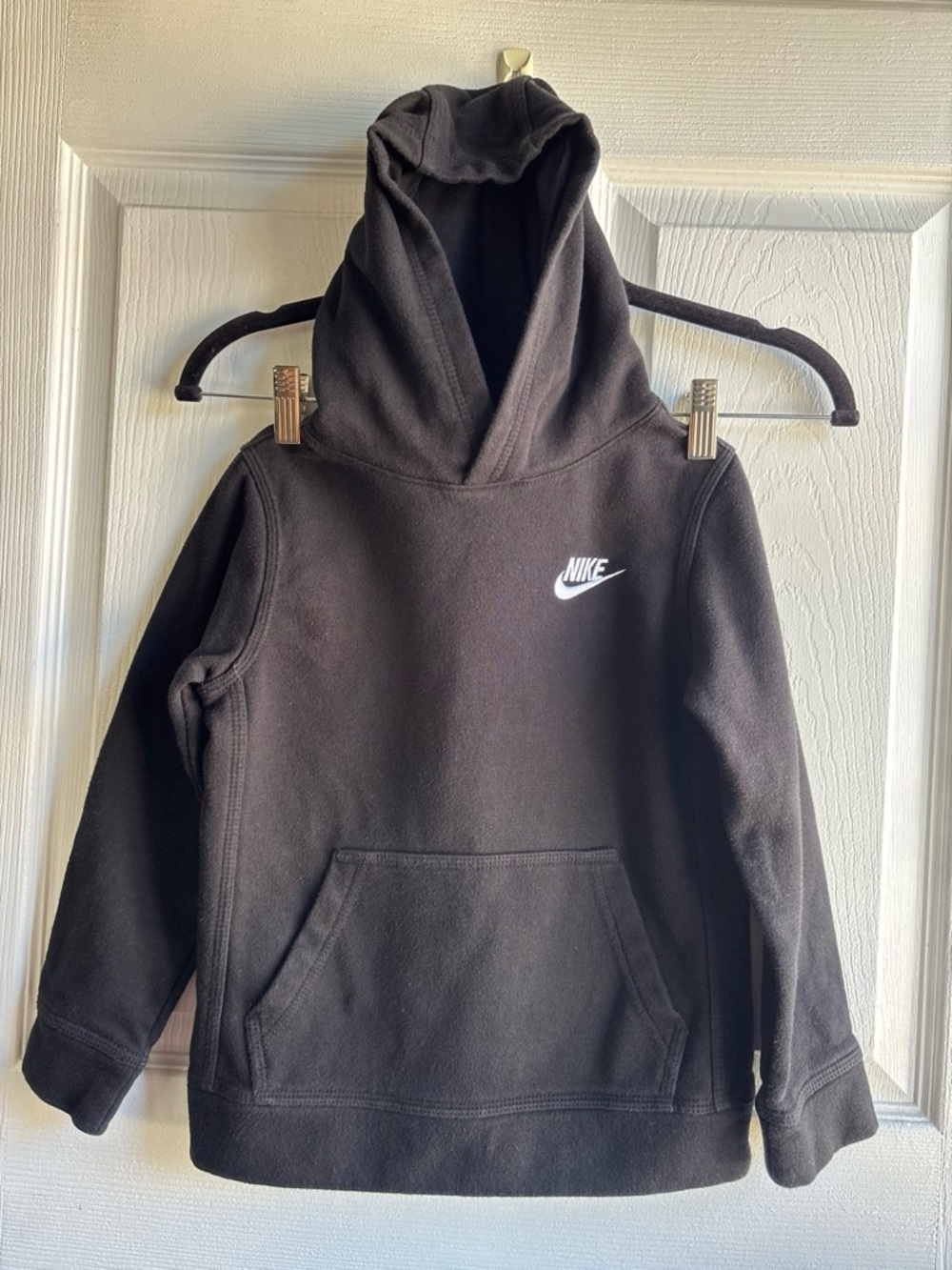 Nike Black Pullover Hoodie Kids 6-7 Years Cotton Blend Fleece Logo Pockets